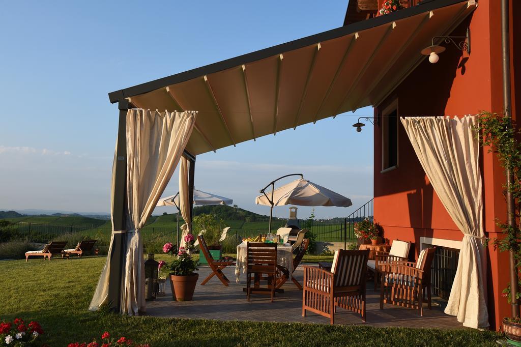 Villa Vecchio Castagnito ภายนอก รูปภาพ