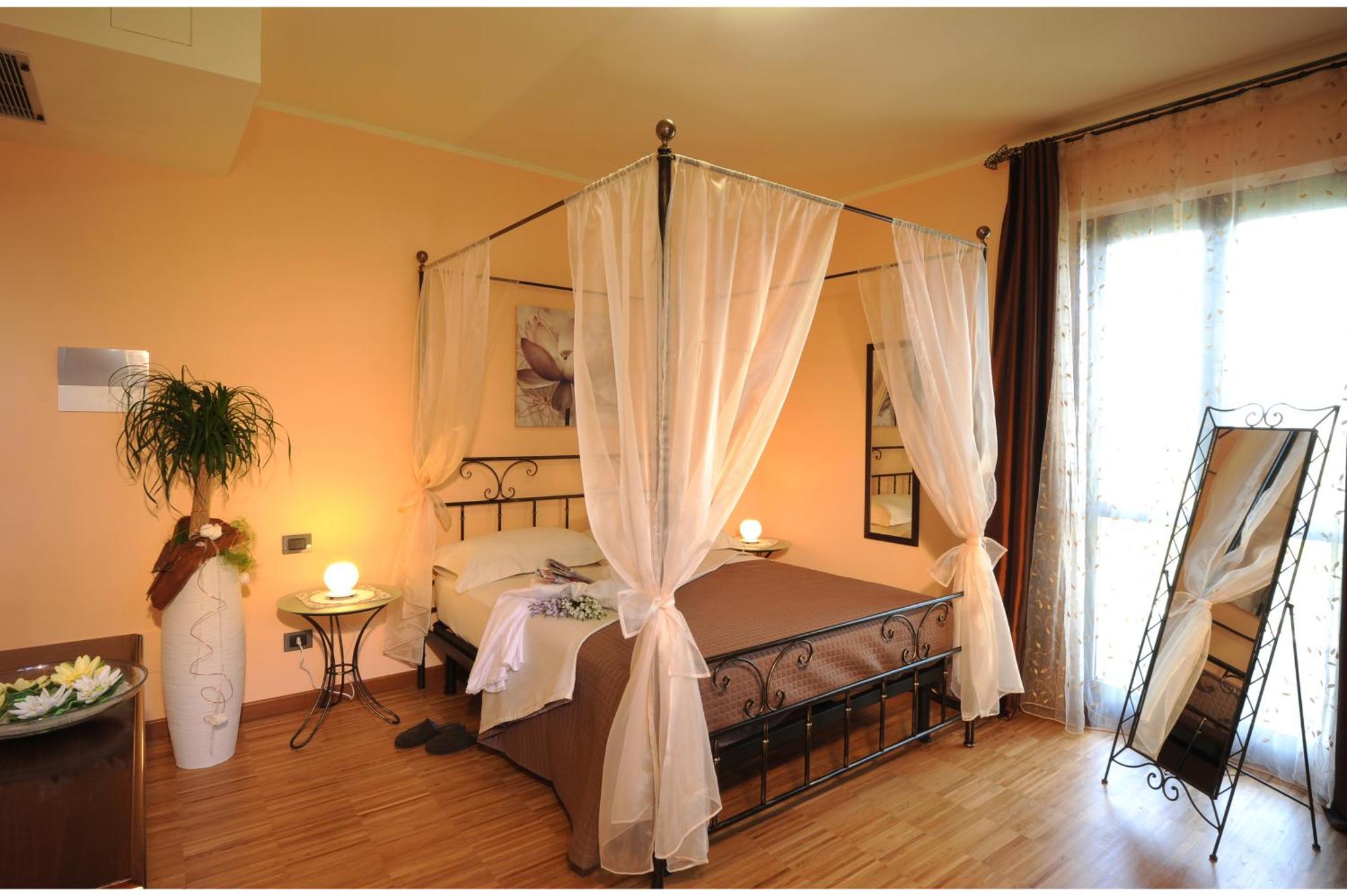 Villa Vecchio Castagnito ภายนอก รูปภาพ