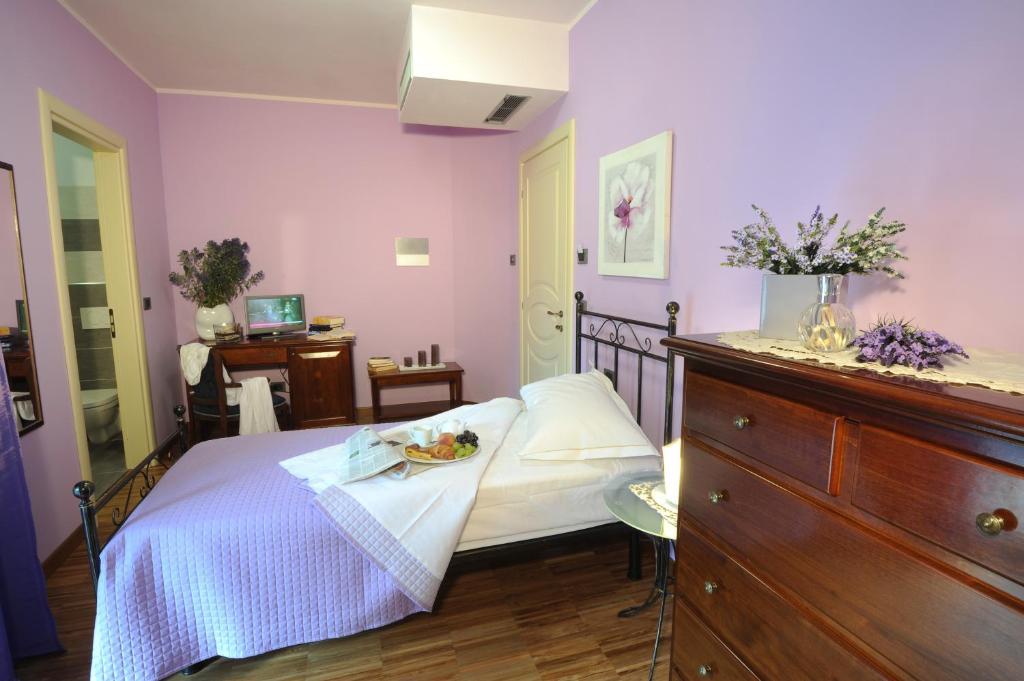 Villa Vecchio Castagnito ภายนอก รูปภาพ