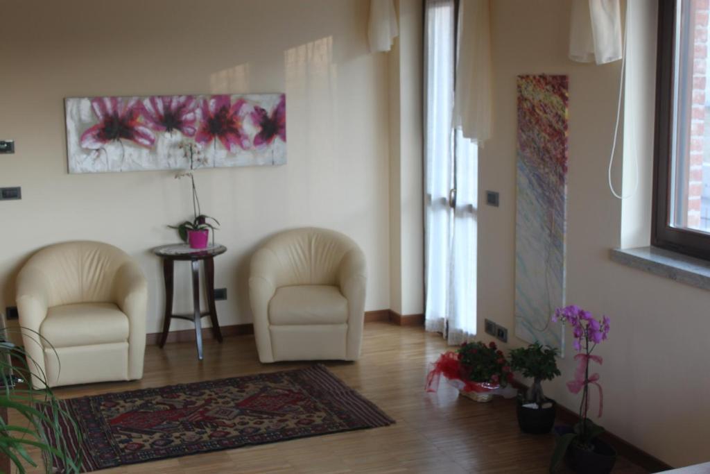 Villa Vecchio Castagnito ภายนอก รูปภาพ