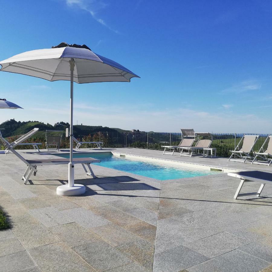 Villa Vecchio Castagnito ภายนอก รูปภาพ